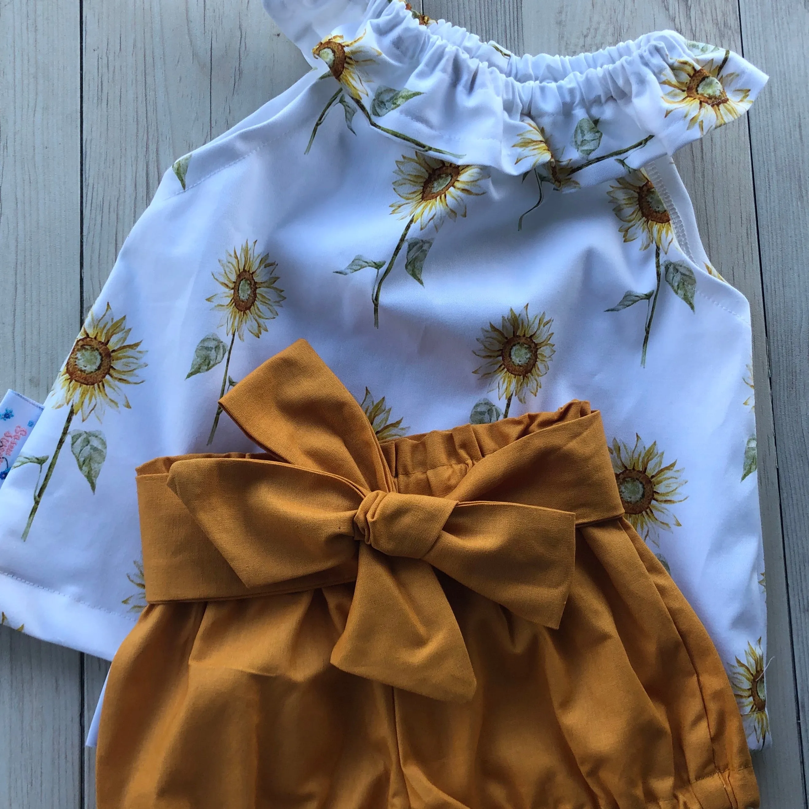 Sunflower Swing top